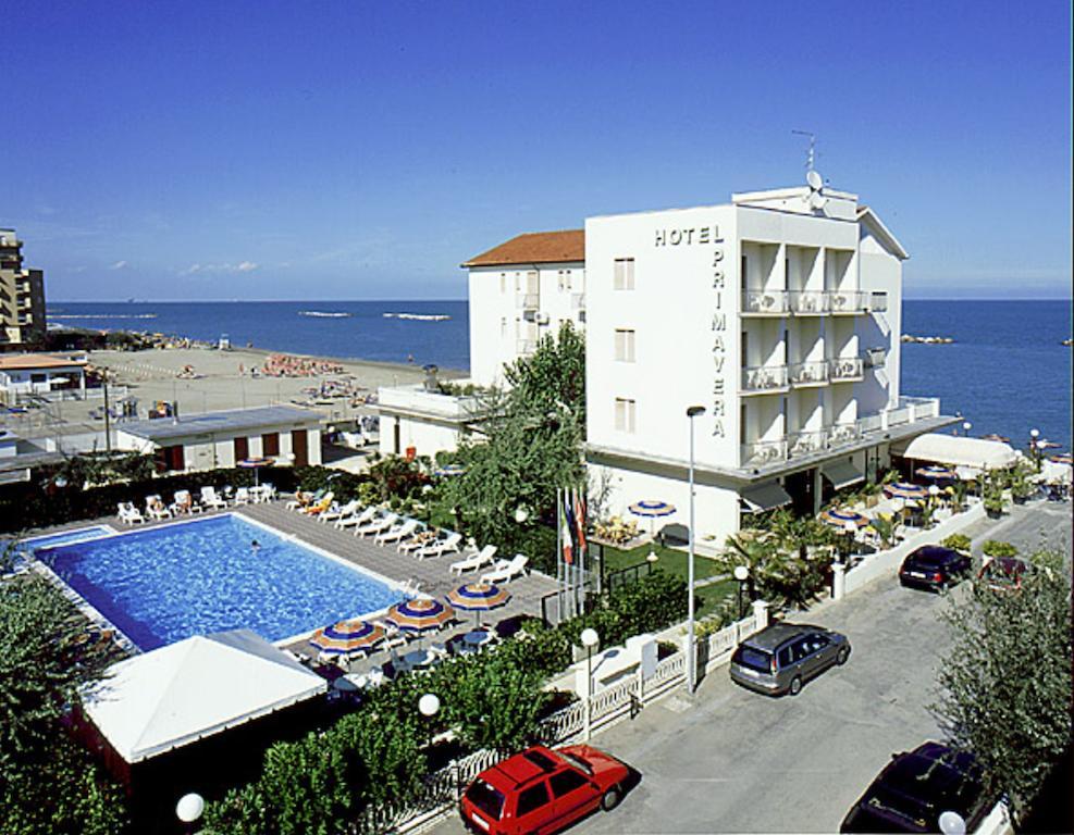 Hotel Primavera Sul Mare Лидо ди Савио Екстериор снимка