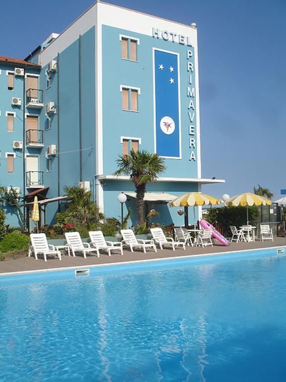Hotel Primavera Sul Mare Лидо ди Савио Екстериор снимка